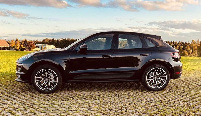 Schwarz Gebraucht 2015 Porsche Macan S SUV | 37.500 € (Guter Preis) - Bild 1/4