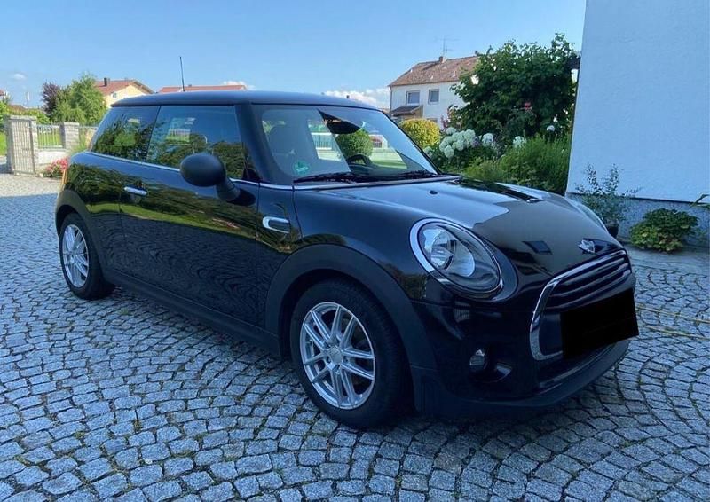 Second-hand Mini ONE 102 CP (75 kW) 2015 Negru Hatchback