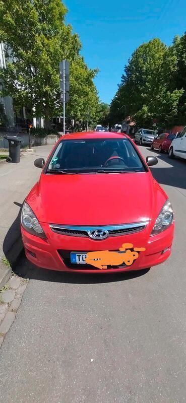 Rot Gebraucht 2010 Hyundai i30 Kleinwagen | 1.750 € (Superpreis) - Bild 1/4