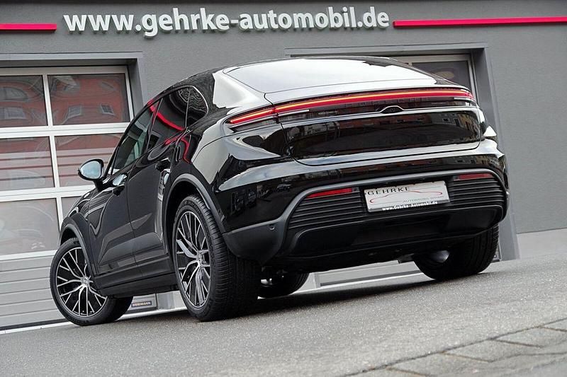 Gebraucht Porsche Macan 300 kW (408 PS) 2025 Schwarz SUV