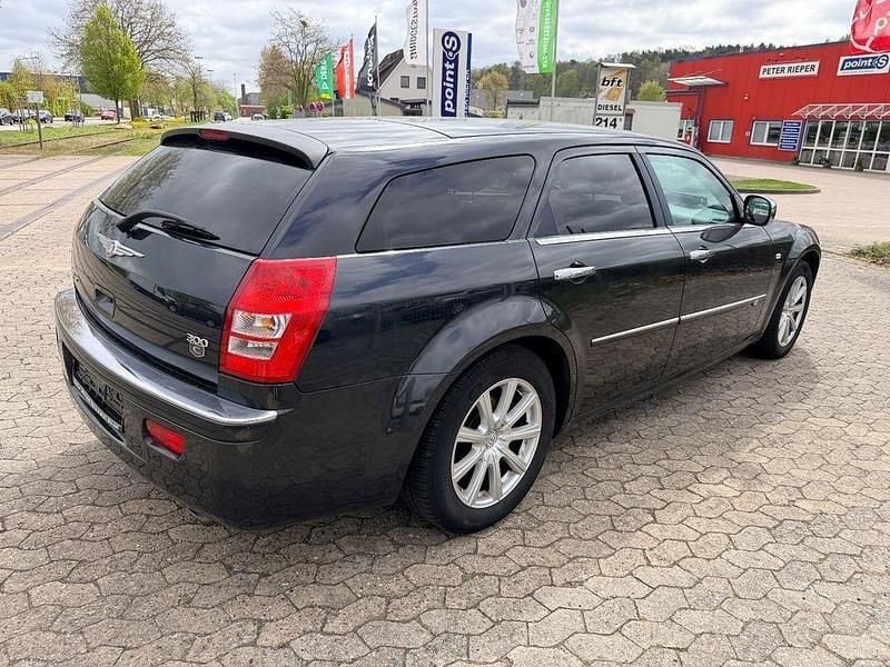 Gebraucht Chrysler 300C Touring 218 PS (160 kW) 2010 Schwarz Kombi