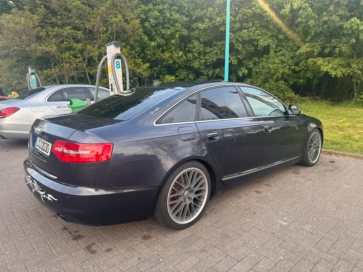 Gebraucht Audi A6 190 PS (139 kW) 2010 Schwarz Limousine