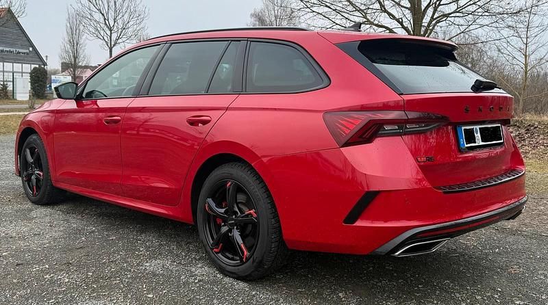 Gebraucht Skoda Octavia RS 245 PS (180 kW) 2021 Rot Kombi