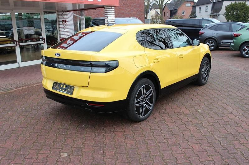 Gebraucht Ford Capri Premium 210 kW (286 PS) 2024 Gelb SUV