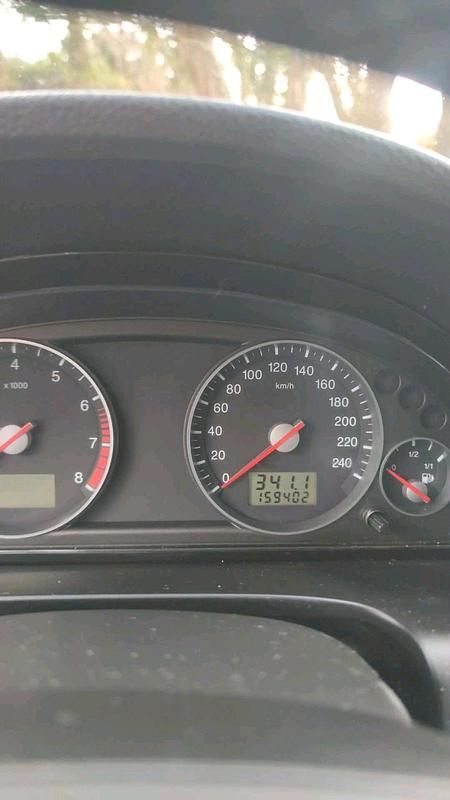 Gebraucht Ford Mondeo 125 PS (91 kW) 2005 Silber Limousine