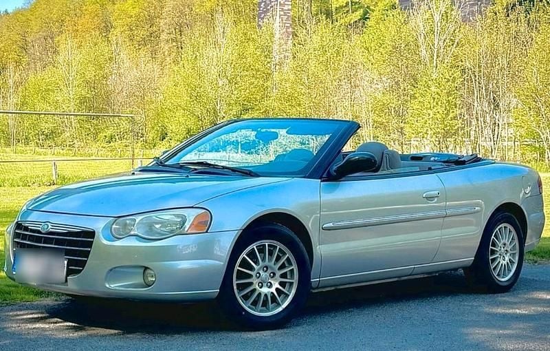 Silber Gebraucht 2005 Chrysler Sebring Cabriolet Cabrio | 3.300 € (Fairer Preis) - Bild 1/4