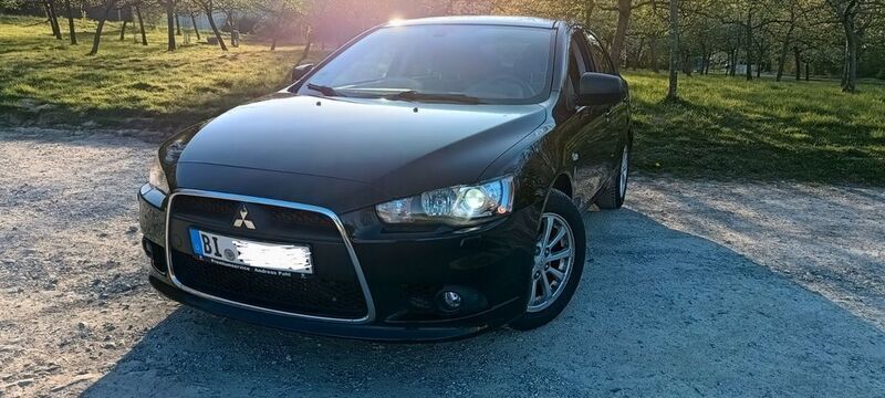 Schwarz Gebraucht 2011 Mitsubishi Lancer Edition Limousine | 5.000 € (Fairer Preis) - Bild 1/4