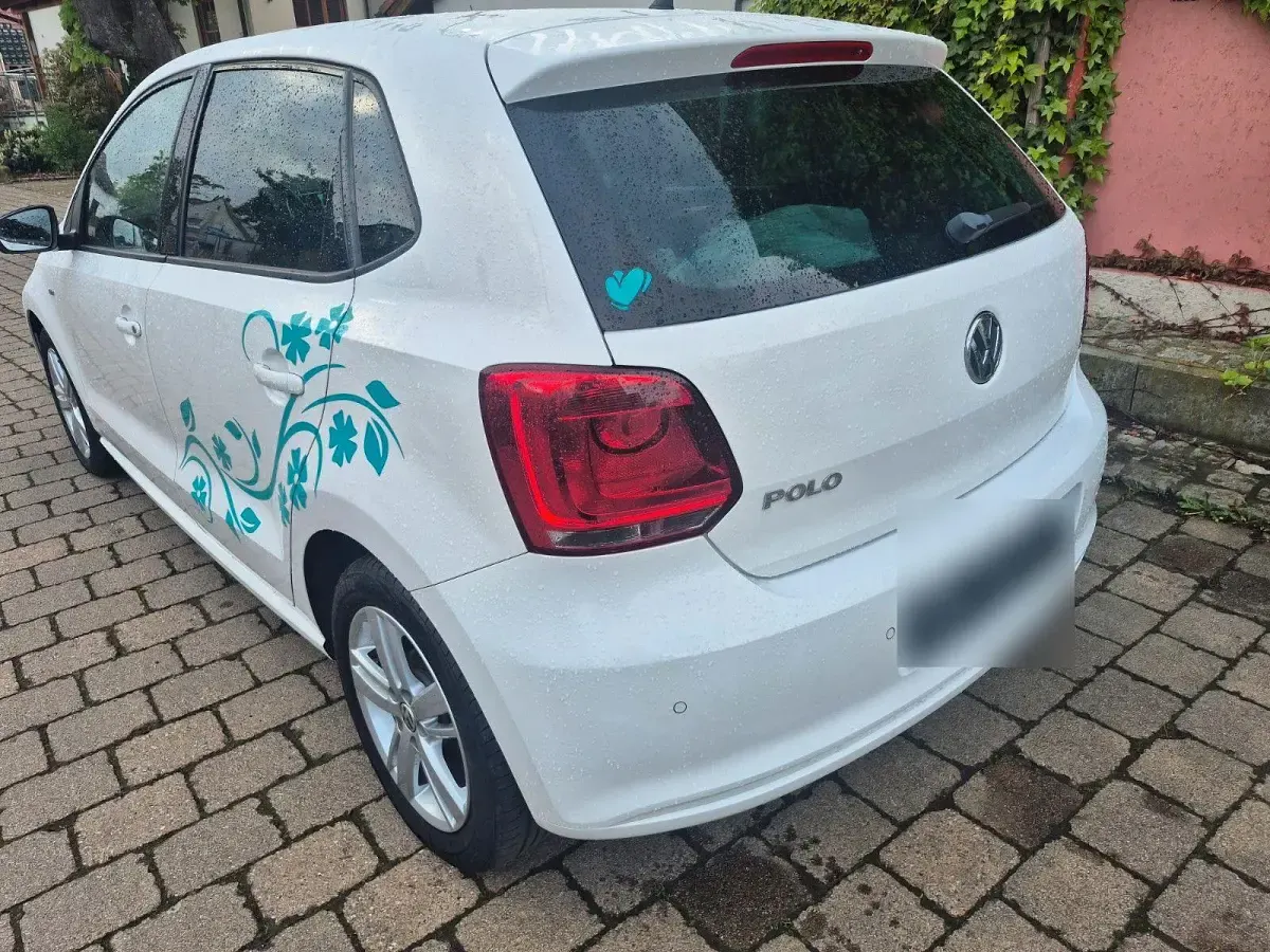 Käytetty VW Polo 60 HP (44 kW) 2012 Valkoinen Viistoperä