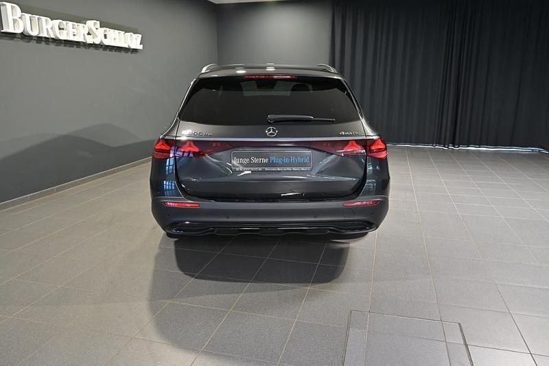 Gebraucht Mercedes E300 Night 197 PS (144 kW) 2024 Graphitgrau Limousine