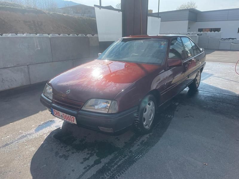 Gebraucht 1990 Opel Omega Limousine | 2.200 € - Bild 1/4