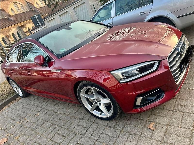 Gebraucht Audi A5 Sportback Ambiente 190 PS (139 kW) 2018 Rot Kleinwagen