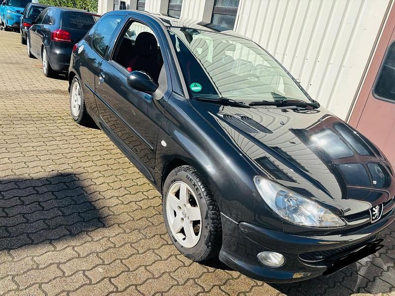 Gebraucht Peugeot 206 110 PS (80 kW) 2003 Schwarz Kleinwagen