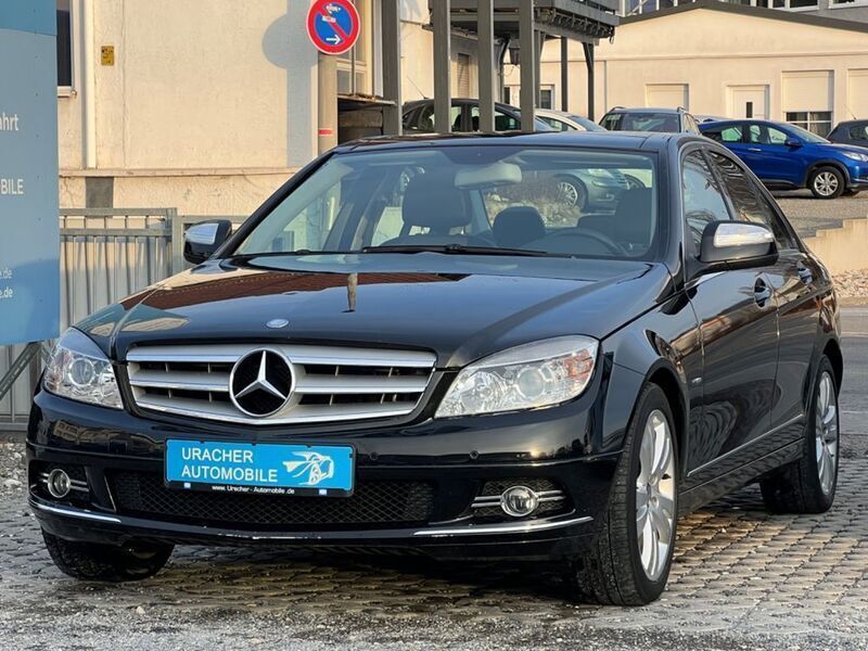 Schwarz Gebraucht 2011 Mercedes C180 Limousine | 5.990 € (Guter Preis) - Bild 1/4