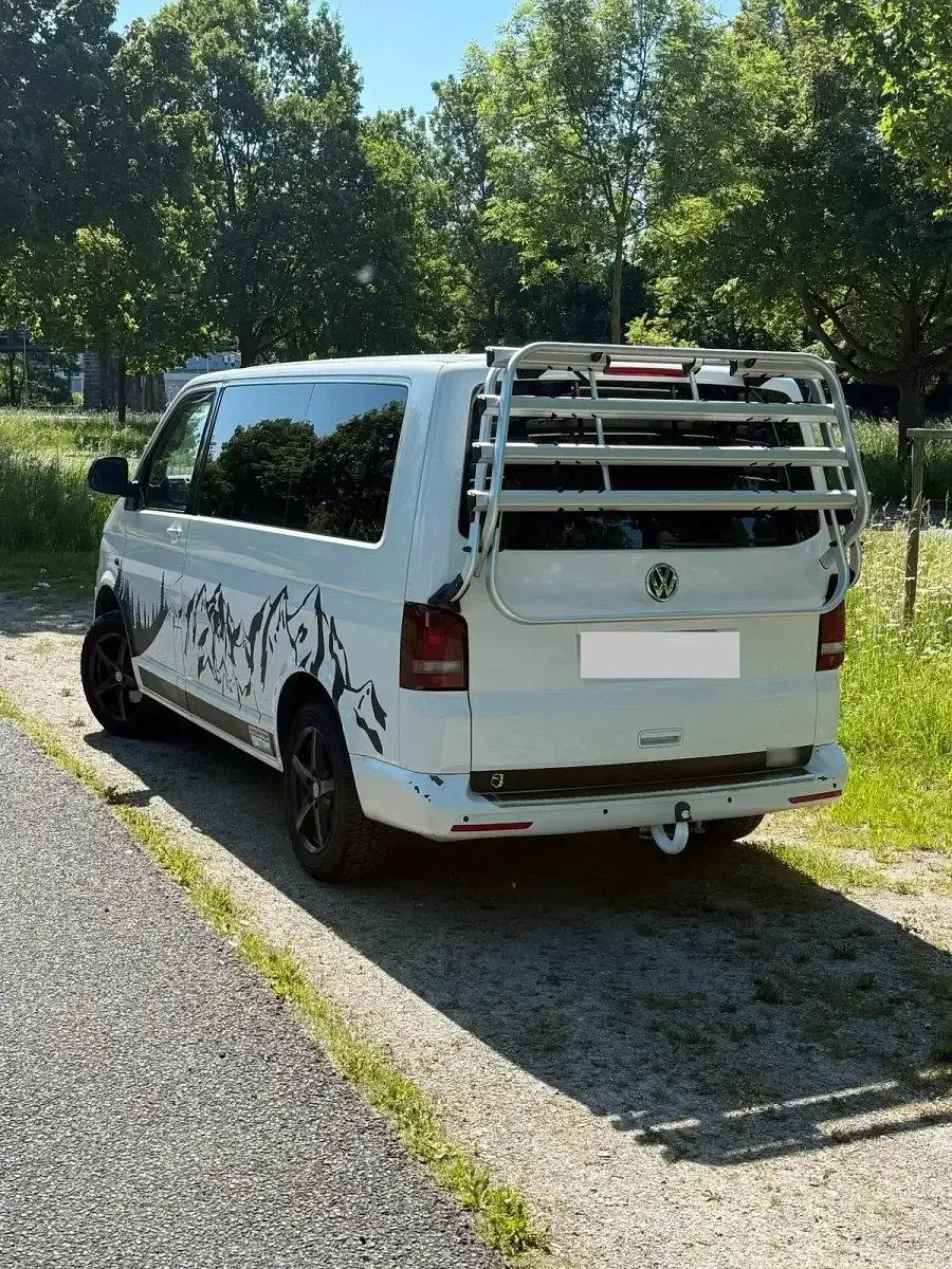 Gebraucht VW Multivan 140 PS (102 kW) 2014 Weiß Van / Kleinbus