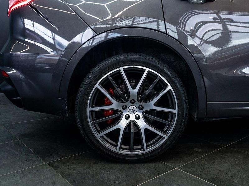 Gebraucht Maserati Levante 530 PS (389 kW) 2020 Grau SUV