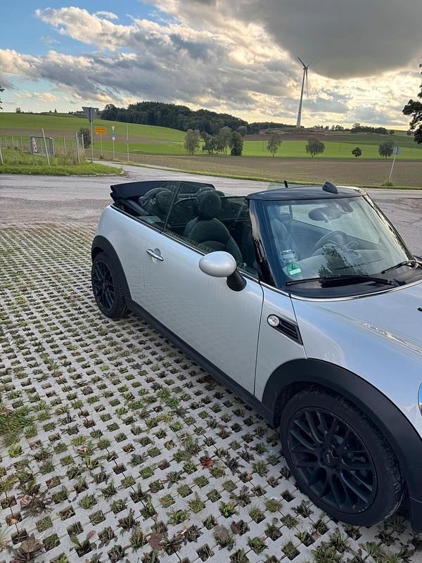 Gebraucht Mini Cooper Cabriolet 122 PS (89 kW) 2014 Silber Cabrio
