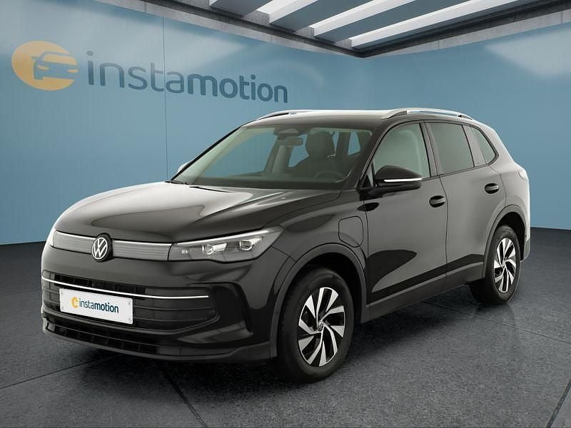 Blau Neu 2025 VW Tiguan SUV | 45.949 € (Superpreis) - Bild 1/4