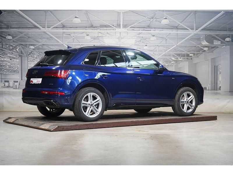 Gebraucht Audi Q5 S-Line 299 PS (219 kW) 2022 Navarrablau metallic SUV