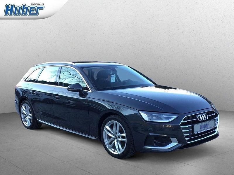 Grau Gebraucht 2023 Audi A4 Advanced Kombi | 38.990 € (Teuer) - Bild 1/1