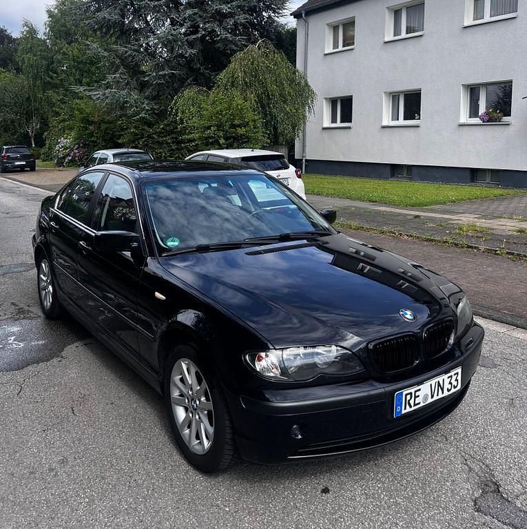 Schwarz Gebraucht 2004 BMW 316 Sport Line Limousine | 4.260 € (Teuer) - Bild 1/4