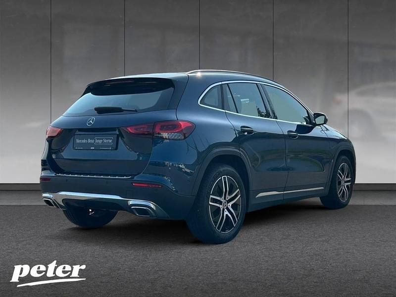 Gebraucht Mercedes GLA250 Progressive 224 PS (164 kW) 2021 Denimblau SUV
