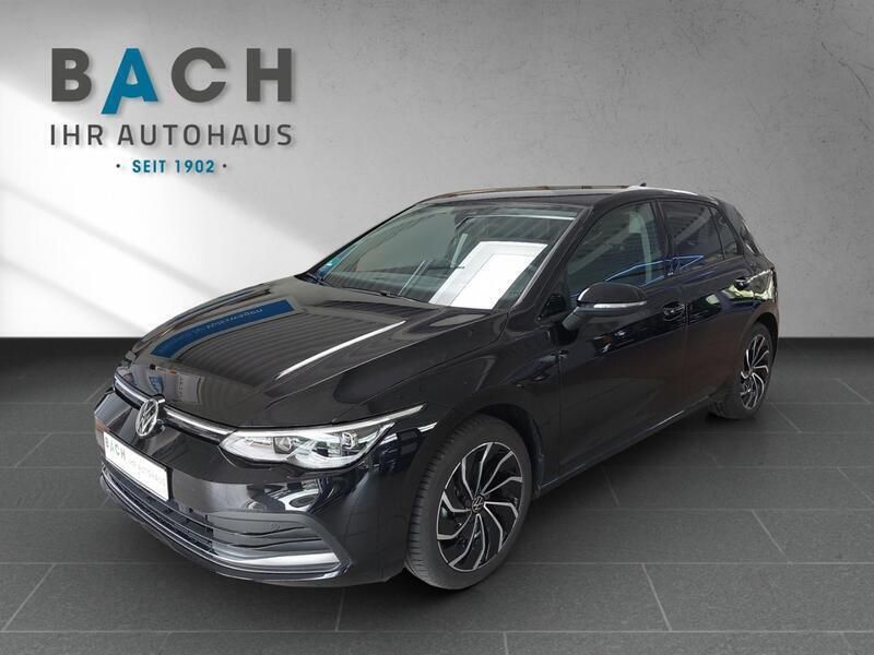 Gebraucht VW Golf VIII Move 150 PS (110 kW) 2023 Schwarz Limousine