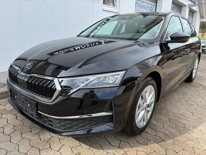 Gebraucht Skoda Octavia Selection 150 PS (110 kW) 2024 Schwarz Limousine