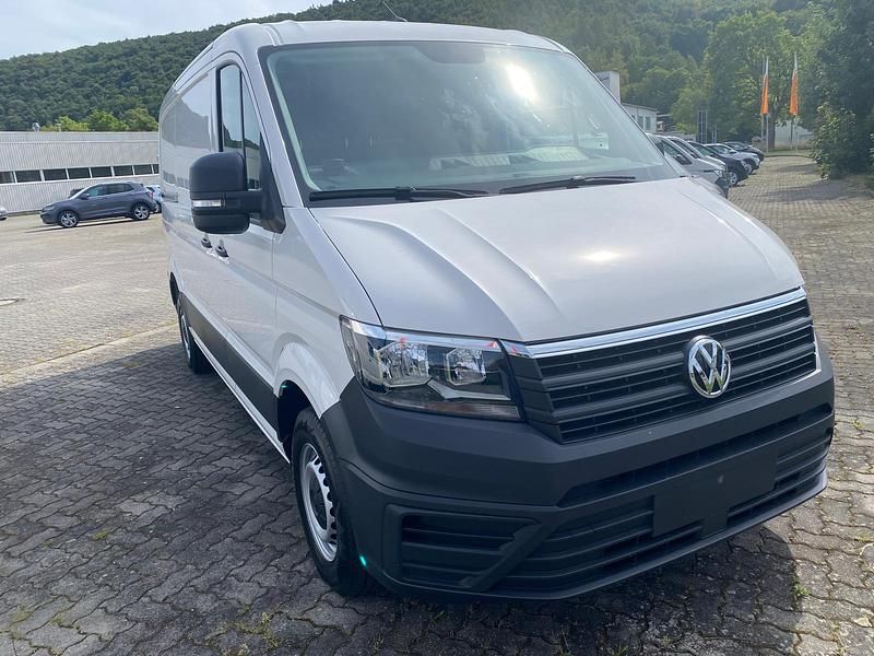 Gebraucht VW Crafter 140 PS (102 kW) 2024 Candyweiß Van
