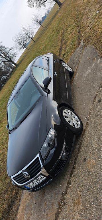 Schwarz Gebraucht 2008 VW Passat Comfortline Limousine | 2.890 € (Superpreis) - Bild 1/4