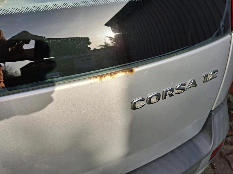 Gebraucht Opel Corsa 114 PS (83 kW) 2001 Grau Kleinwagen