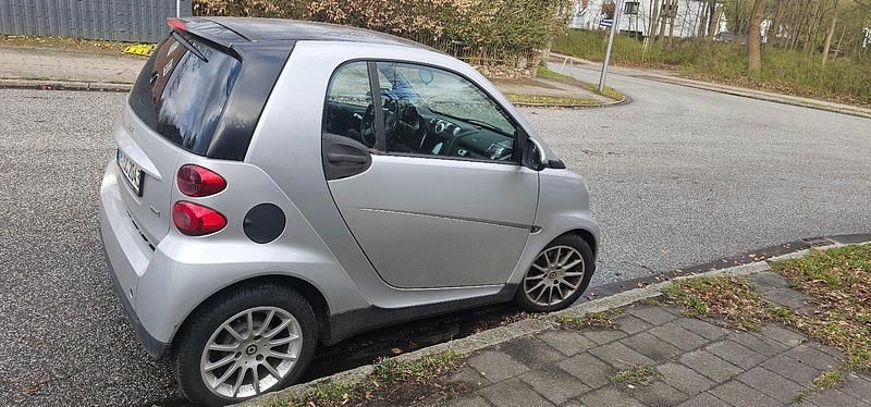 Gebraucht Smart ForTwo Coupé 70 PS (51 kW) 2009 Silber Coupé