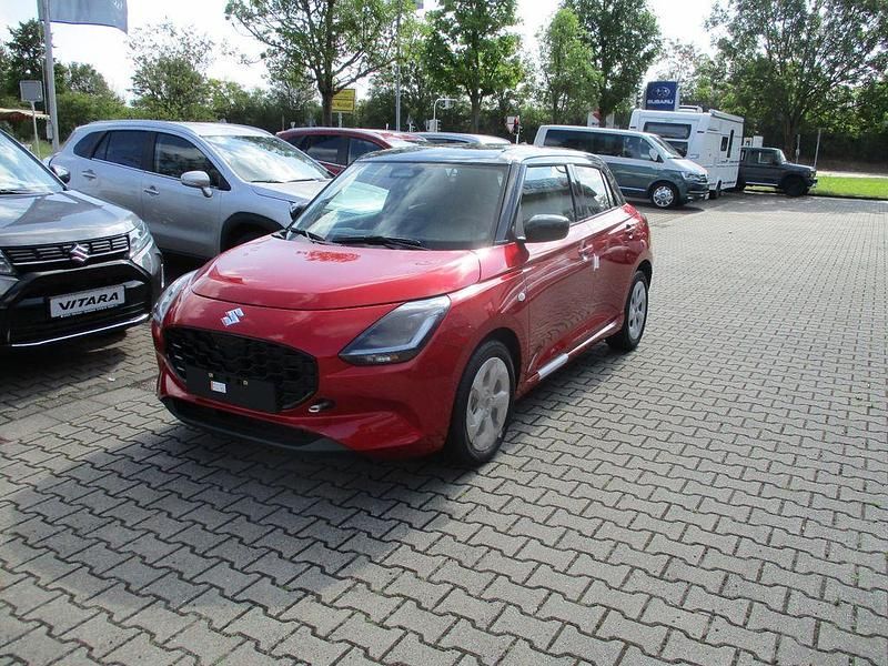 Rot Neu 2025 Suzuki Swift Comfort Limousine | 22.390 € - Bild 1/4