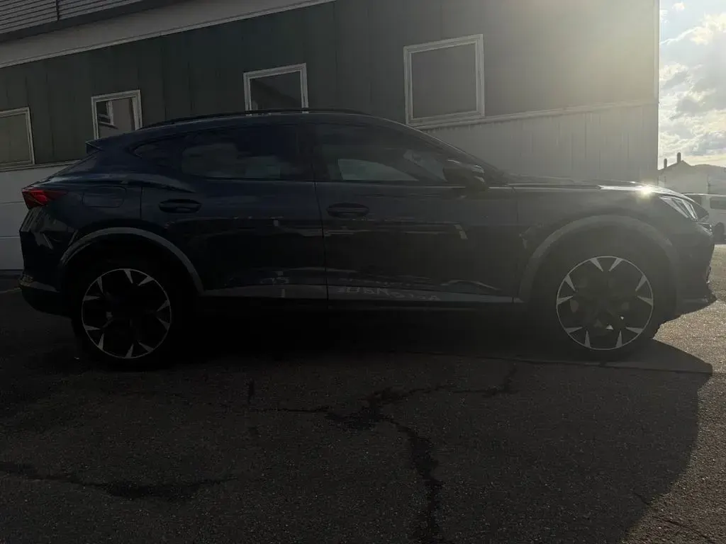 Używany Cupra Formentor Basis 150 KM (110 kW) 2022 Szary SUV