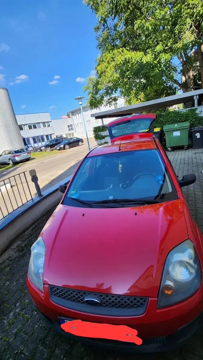 Gebraucht Ford Focus 70 PS (51 kW) 2006 Rot Kleinwagen