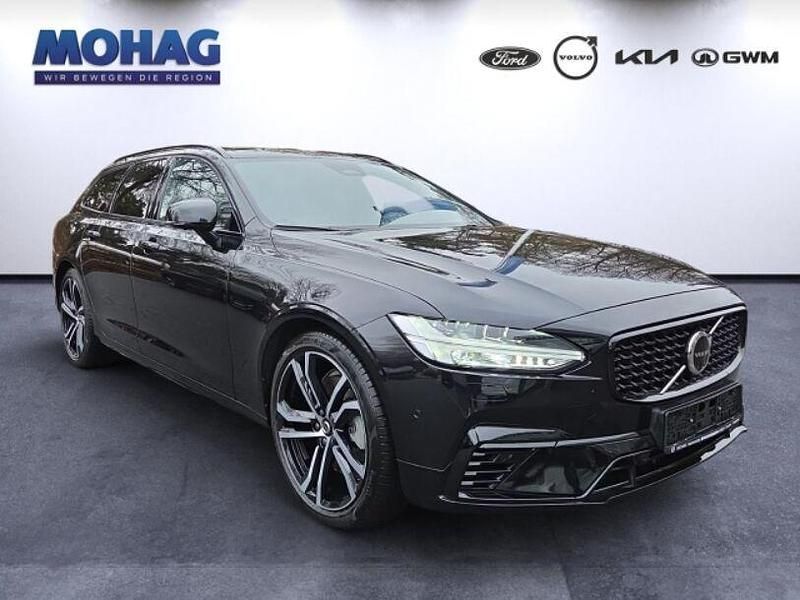 Gebraucht Volvo V90 Plus 350 PS (257 kW) 2024 Onyx black / metallic Kombi