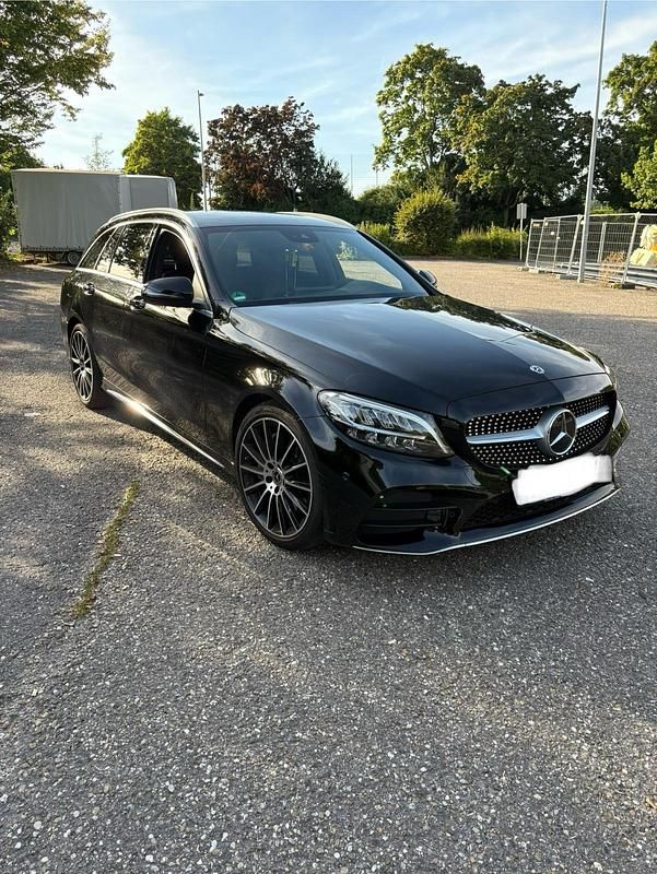 Schwarz Gebraucht 2019 Mercedes C300 AMG Kombi | 25.700 € (Superpreis) - Bild 1/4