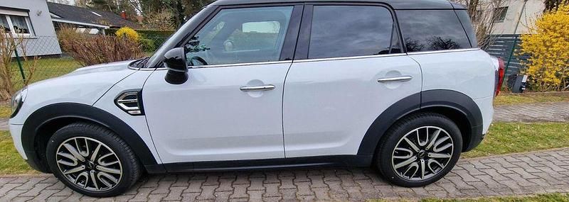 Gebraucht Mini Countryman 136 PS (100 kW) 2019 Weiß SUV
