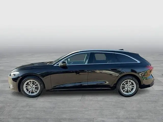 Gebraucht Audi A5 Sport 204 PS (150 kW) 2025 Schwarz Kombi