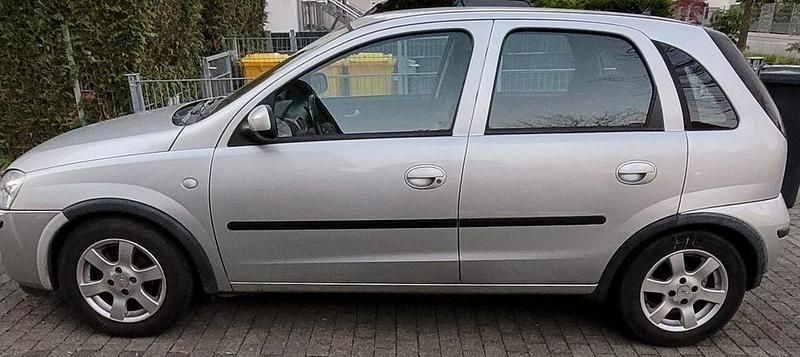 Gebraucht Opel Corsa Sport 75 PS (55 kW) 2004 Silber Limousine