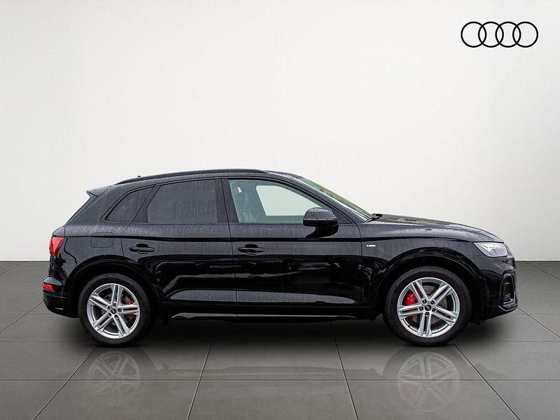 Gebraucht Audi Q5 S-Line 367 PS (269 kW) 2022 Mythosschwarz metallic SUV