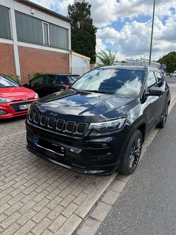 Gebraucht Jeep Compass 80th Anniversary 150 PS (110 kW) 2021 Schwarz SUV