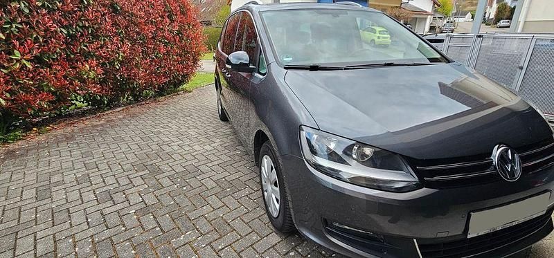 Gebraucht VW Sharan Comfortline 170 PS (125 kW) 2012 Grau Van / Kleinbus