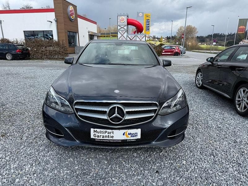 Gebraucht Mercedes E200 184 PS (135 kW) 2013 Grau Limousine