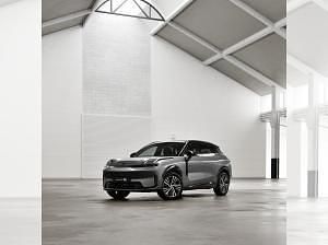 Neu Lynk & Co 08 345 PS (253 kW) 2026 Grau (sturm grau) SUV