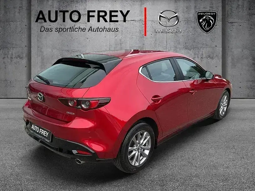 Gebraucht Mazda 3 Selection 122 PS (89 kW) 2020 Rot Limousine