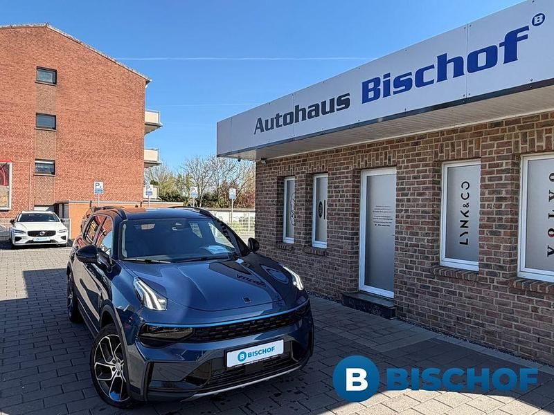 Gebraucht Lynk & Co 01 261 PS (191 kW) 2024 Blau SUV