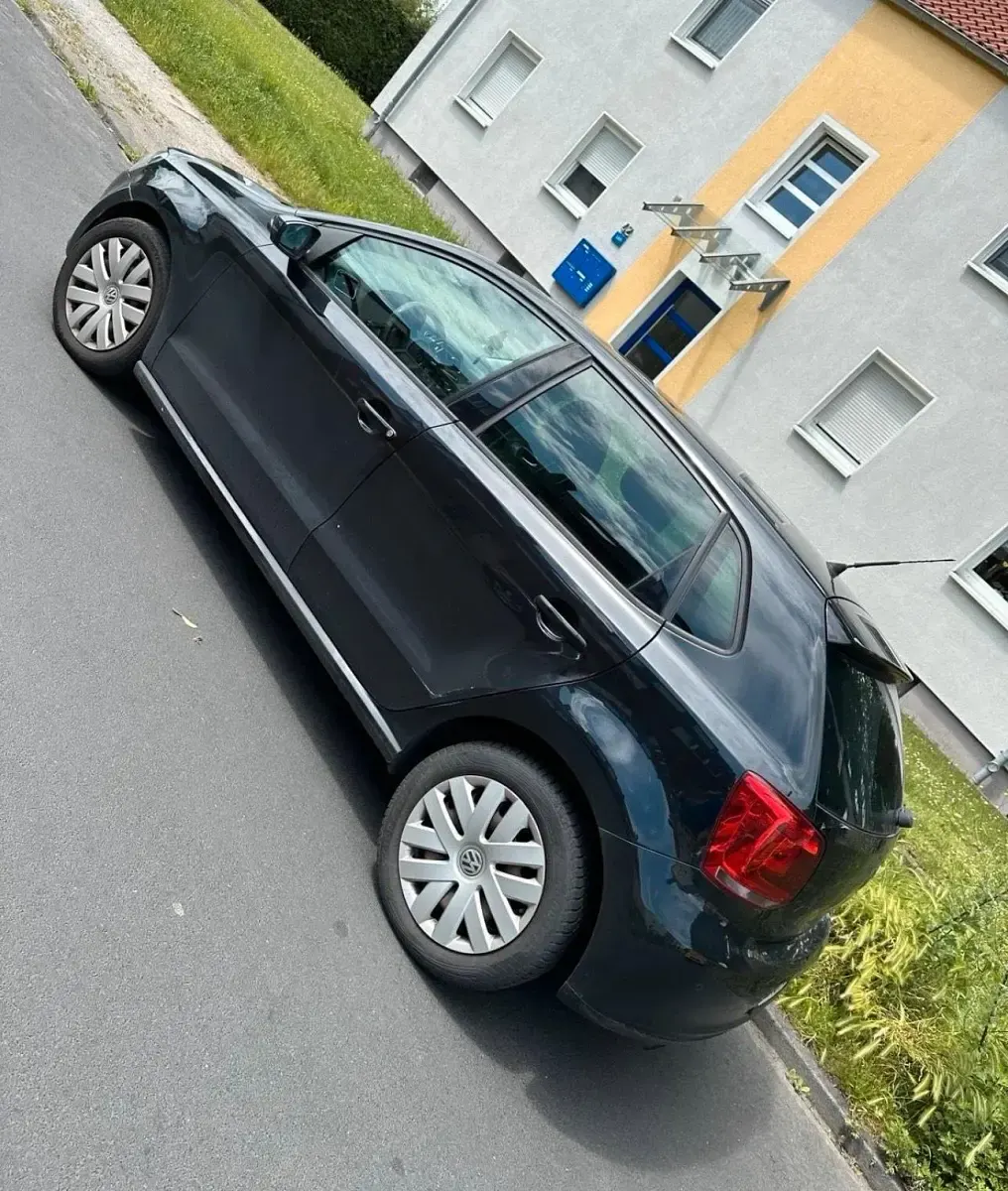 Gebraucht VW Polo 90 PS (66 kW) 2010 Schwarz Kleinwagen
