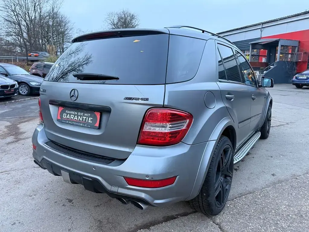 Gebraucht Mercedes ML63 AMG AMG 510 PS (375 kW) 2010 Schwarz SUV
