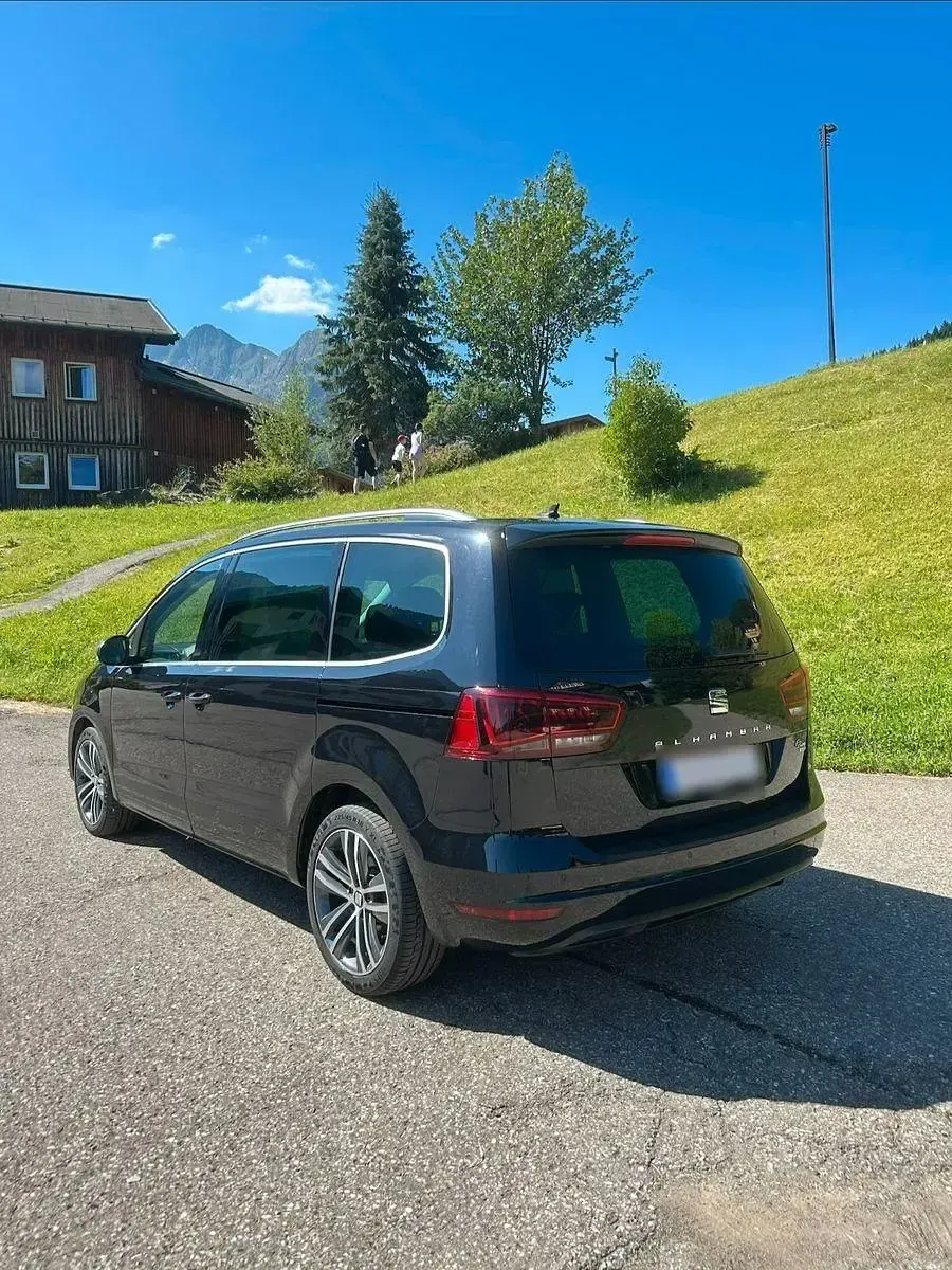 Gebraucht Seat Alhambra 4Drive 150 PS (110 kW) 2016 Schwarz Van / Kleinbus