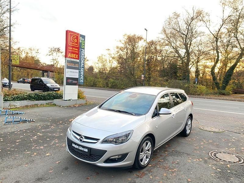 Silber Gebraucht 2014 Opel Astra Energy Kombi | 7.490 € (Etwas zu teuer) - Bild 1/4